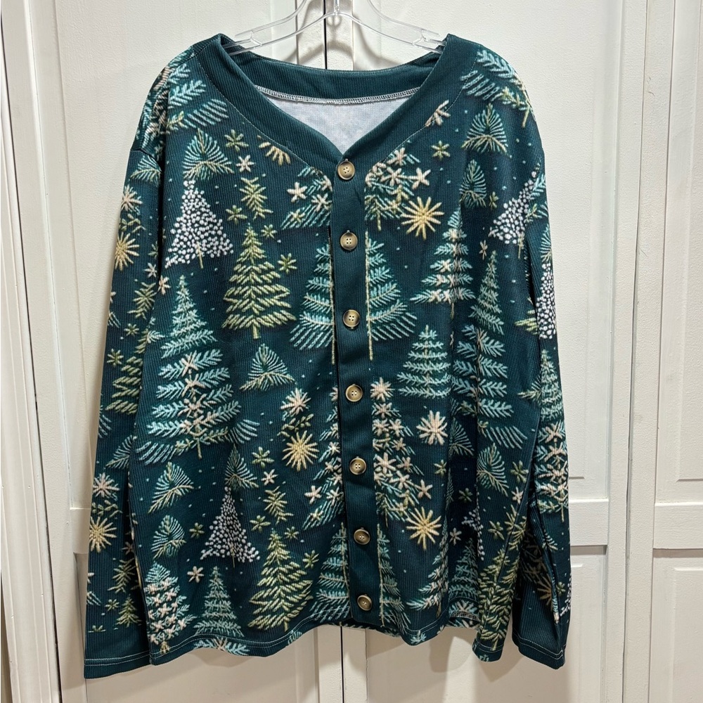 Holiday Green Button down with Tree‎ Design Size 3XL